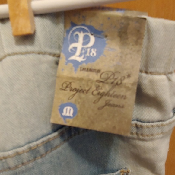NWT Project 18 jeans. - Picture 3 of 3